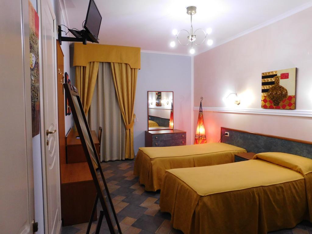Hotel Blumentag Paola Exterior photo